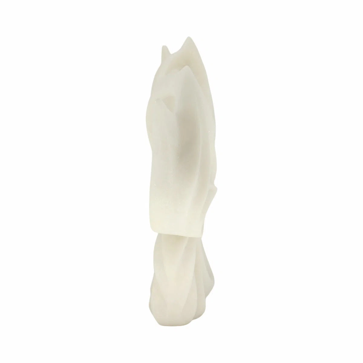 Decorative Butterfly Sculpture Object for Home Decor Display - Elegant Polyresin Figurine Statue Ideal Decoration for Living Room and Entryway - White